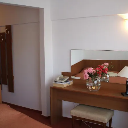 Condor Hotel