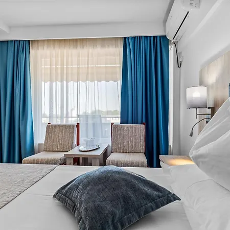 Hotel Condor 4*
