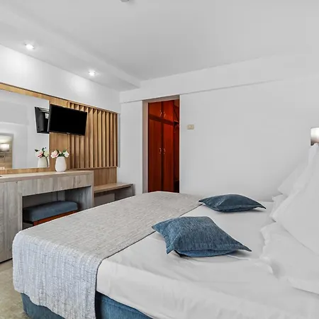 Condor Ξενοδοχείο 4*