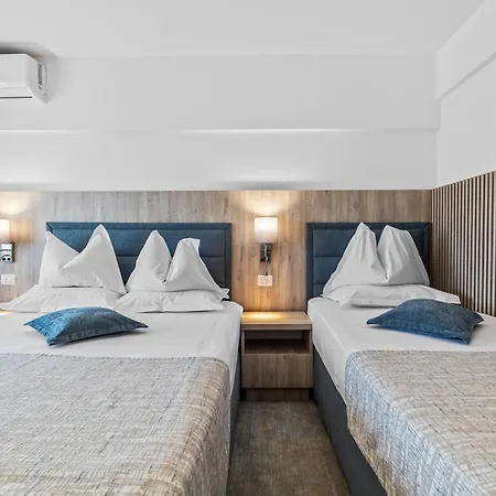 Hotel Condor 4*
