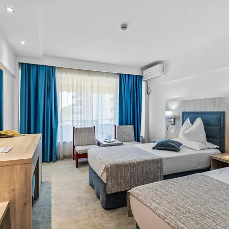 Condor Hotel