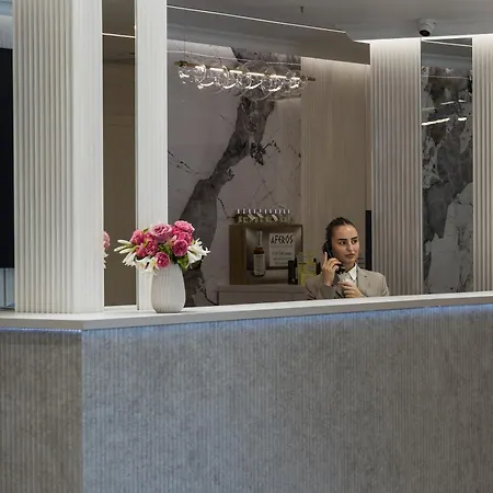 Condor Hotel