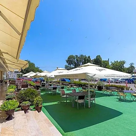 Hotel Condor 4*